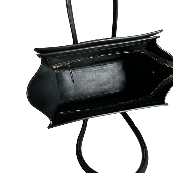MICRO LUGGAGE HANDBAG IN SMOOTH CALFSKIN
BLACK - Picture 4 of 7